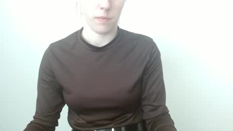 Vivian online show from 03/26/26, 12:11