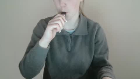 Vivian online show from 03/31/26, 12:16