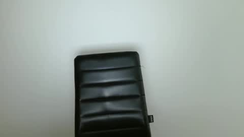 Vivian online show from 05/11/26, 12:22