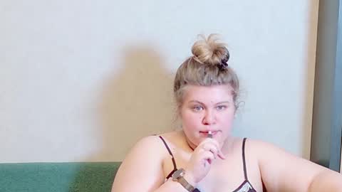 Ally online show from 12/19/24, 03:52