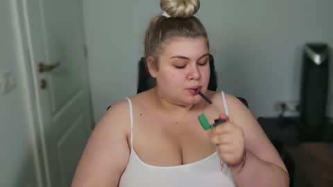 Ally online show from 10/03/25, 05:15