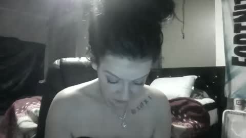 loveashlii online show from 06/01/26, 07:54
