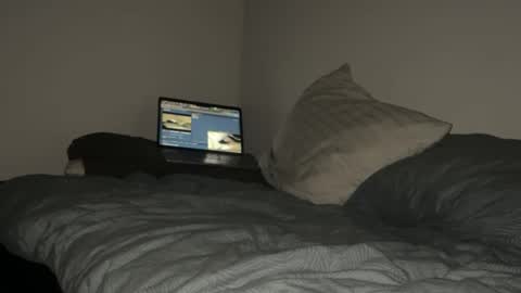 lovebeman69 online show from 12/19/24, 01:39