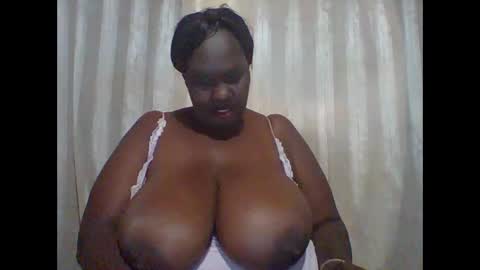 Lynn online show from 12/22/24, 12:27