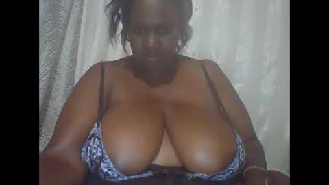 Lynn online show from 02/28/25, 03:59