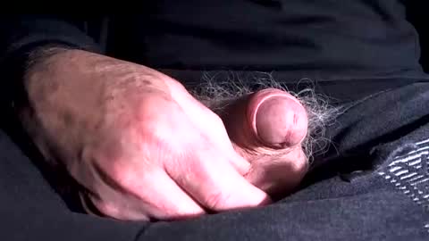 loveboys2025 online show from 11/24/25, 09:36