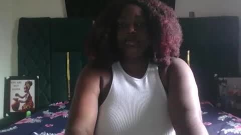 mila online show from 11/06/25, 09:54