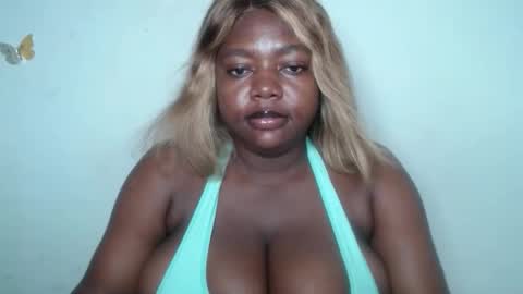 mila online show from 11/23/25, 12:21