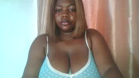 mila online show from 02/21/26, 12:17