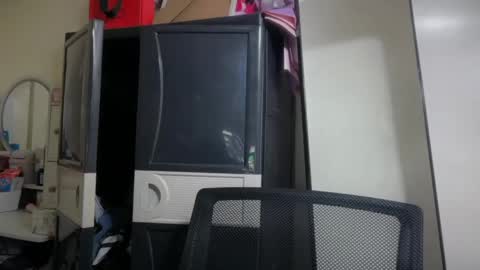 Snapshot of lovee_gelly chatting on 05/12/26, 09:06 Gelly online show from 05/12/26, 09:06