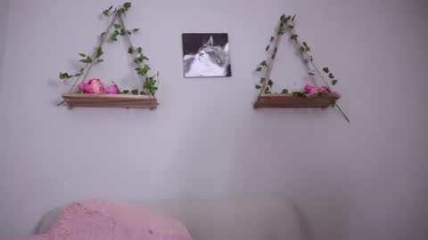 katalina   online show from 03/02/25, 07:43