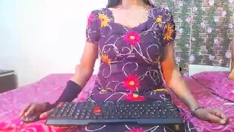 Divya online show from 03/06/25, 03:02