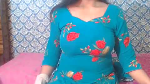 Divya online show from 02/03/26, 01:04