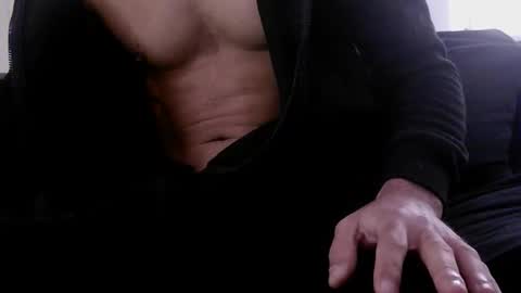 Snapshot of lovefunwild chatting on 11/07/25, 01:22 Love Fun Wild online show from 11/07/25, 01:22