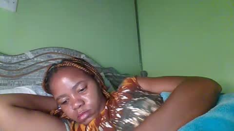 Snapshot of lovegal335 chatting on 01/08/26, 02:25 lovegal335 online show from 01/08/26, 02:25