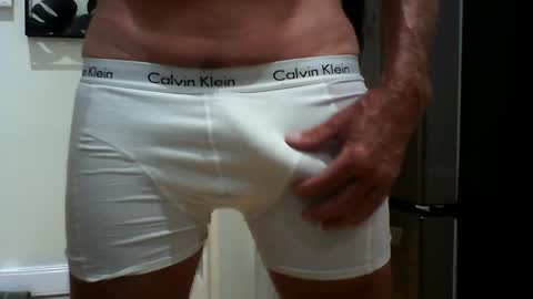 lovehairyone online show from 09/08/25, 04:06