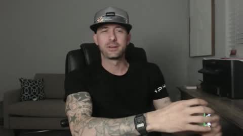 lovehatlovers online show from 04/20/26, 06:16