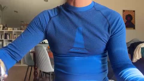 Loveisperfect online show from 03/22/26, 09:45