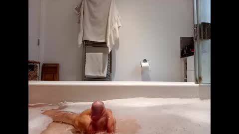 loveit448691 online show from 04/09/26, 03:39