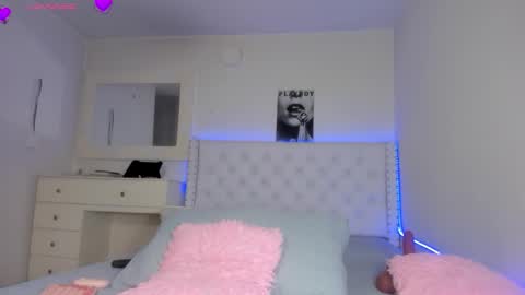 Val online show from 11/06/25, 10:43