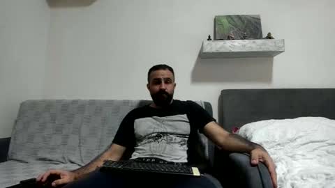 loveivat80 online show from 10/19/25, 04:07