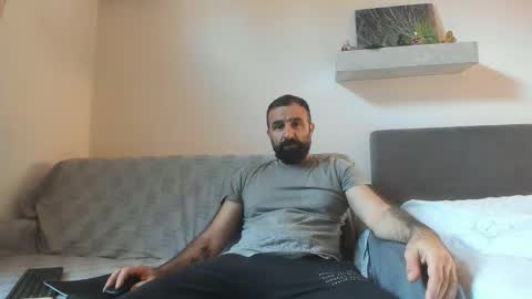 loveivat80 online show from 11/02/25, 06:49