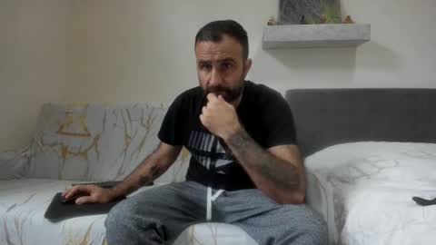 loveivat80 online show from 11/23/25, 09:20