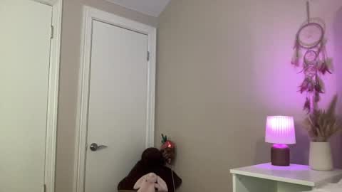 Snapshot of loveivyy chatting on 02/12/25, 07:35 just Ivy D online show from 02/12/25, 07:35