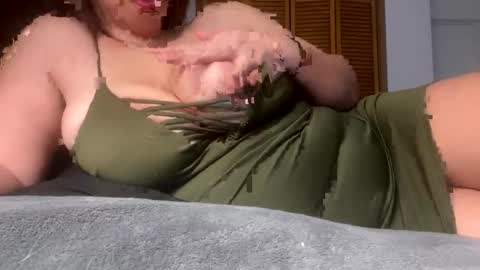 Snapshot of lovelace390 chatting on 01/08/25, 12:05 Amber online show from 01/08/25, 12:05