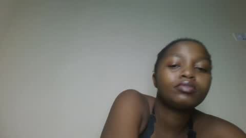 Snapshot of lovelbrownie chatting on 07/24/26, 11:30 lovelbrownie online show from 07/24/26, 11:30