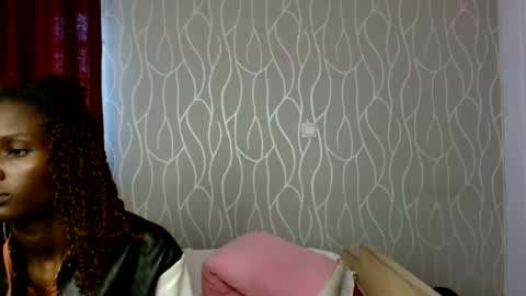 Snapshot of lovelent_shaz chatting on 08/03/26, 09:04 Shaz online show from 08/03/26, 09:04