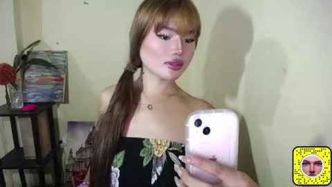 Snapshot of lovelily_xoxo chatting on 02/26/26, 01:10 lovelily_xoxo online show from 02/26/26, 01:10