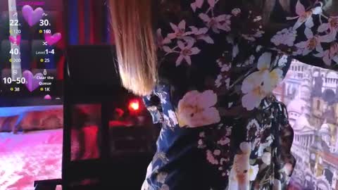 Laura online show from 03/01/25, 11:28