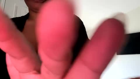 Love online show from 01/09/25, 09:37