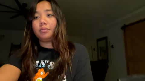 Love online show from 01/11/25, 01:37