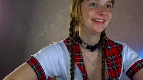 Molly online show from 03/24/26, 06:13