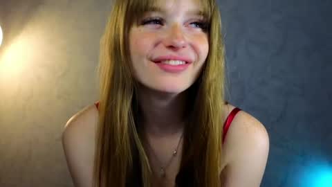Snapshot of lovelly_molly chatting on 05/28/26, 05:21 Molly online show from 05/28/26, 05:21