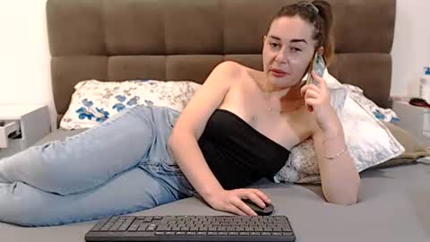 lovellykitty online show from 07/14/26, 10:21