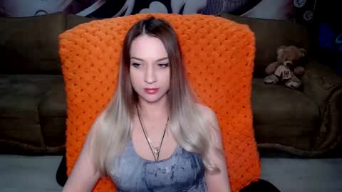 private open online show from 02/02/25, 04:11