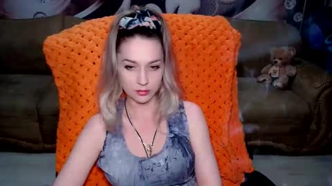 private open online show from 02/18/25, 02:38