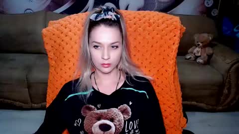 private open online show from 02/18/25, 05:42