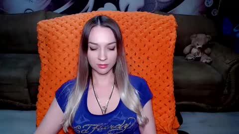private open online show from 03/08/25, 12:09