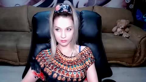private open online show from 03/09/25, 04:55
