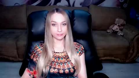 private open online show from 09/12/25, 03:23