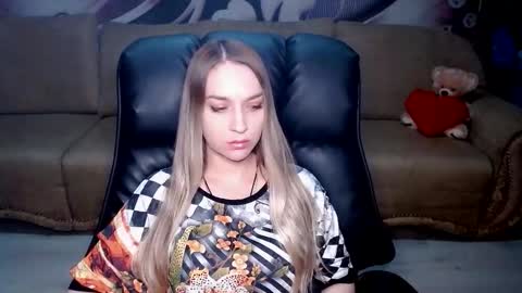 private open online show from 01/13/26, 03:50