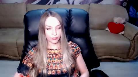 private open online show from 05/19/26, 03:29