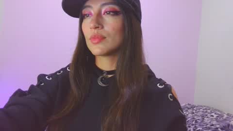 Snapshot of lovely_akira_xwx chatting on 09/17/25, 02:57 Tami online show from 09/17/25, 02:57