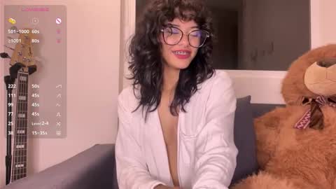 Allyson 3 online show from 01/09/26, 02:25