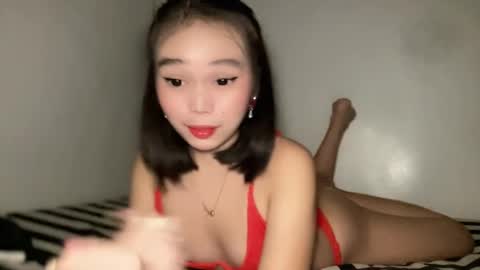 lovely_cittie18 online show from 12/15/25, 02:21