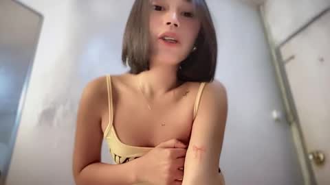 lovely_cittie18 online show from 03/11/26, 01:55